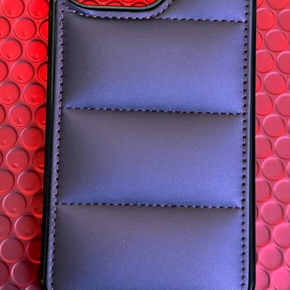 iPhone 14 Pro Max Down Jacket Case - Picture 3 of 4